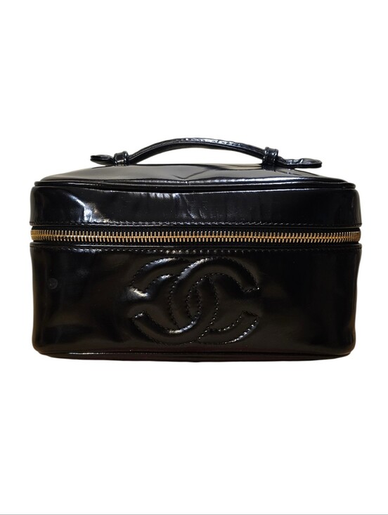 CHANEL Handbags - CHANEL PATENT LEATHER VANITY CASE